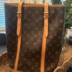 Louis Vuitton Monogram Bucket GM